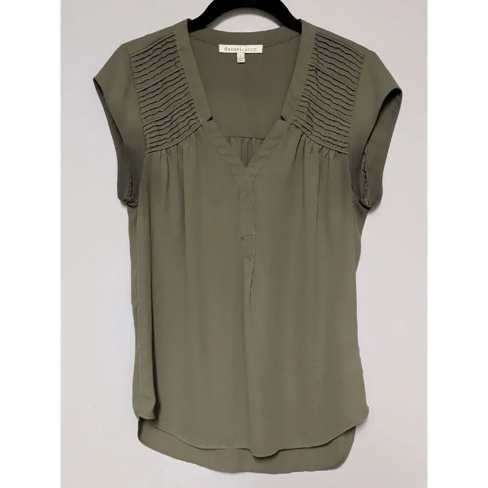 Daniel Rainn Olive Pintuck V-Neck Cap Sleeve Top